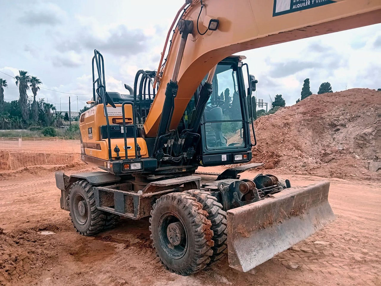 HYUNDAI HW180 - Τροχοφόρος εκσκαφέας: φωτογραφία 2 HYUNDAI HW180 - Τροχοφόρος εκσκαφέας: φωτογραφία 2