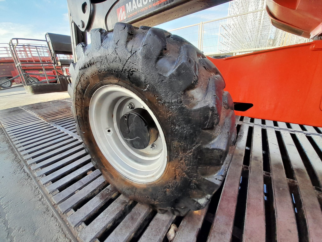 MANITOU 160ATJ EJE OSCILANTE - Καλαθοφόρο ανυψωτικό: φωτογραφία 5 MANITOU 160ATJ EJE OSCILANTE - Καλαθοφόρο ανυψωτικό: φωτογραφία 5