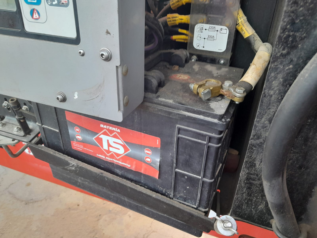 Καλαθοφόρο ανυψωτικό MANITOU 280TJ: φωτογραφία 16