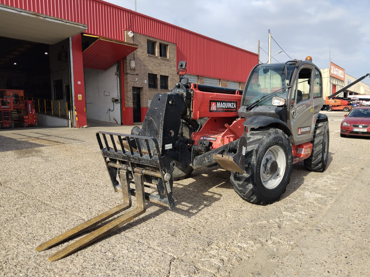 MANITOU MT1335 EASY - Τηλεσκοπικός φορτωτής: φωτογραφία 2 MANITOU MT1335 EASY - Τηλεσκοπικός φορτωτής: φωτογραφία 2