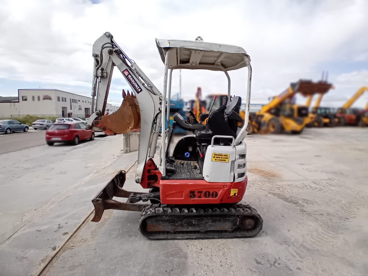 TAKEUCHI TB215R - Μίνι εκσκαφέας: φωτογραφία 1 TAKEUCHI TB215R - Μίνι εκσκαφέας: φωτογραφία 1