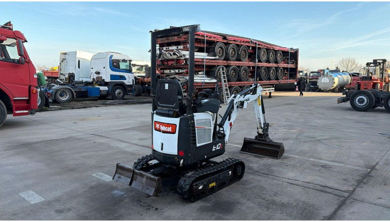 Bobcat E10 Z (BE MACHINE / 438H / MIN WIDTH 0.73M / TOP CONDITION) - Μίνι εκσκαφέας: φωτογραφία 5 Bobcat E10 Z (BE MACHINE / 438H / MIN WIDTH 0.73M / TOP CONDITION) - Μίνι εκσκαφέας: φωτογραφία 5