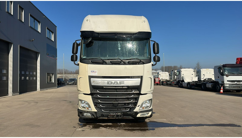 DAF 106 XF 460 (BOITE MANUELLE / MANUAL GEARBOX / 834.000 KM / EURO 6) - Τράκτορας: φωτογραφία 2 DAF 106 XF 460 (BOITE MANUELLE / MANUAL GEARBOX / 834.000 KM / EURO 6) - Τράκτορας: φωτογραφία 2
