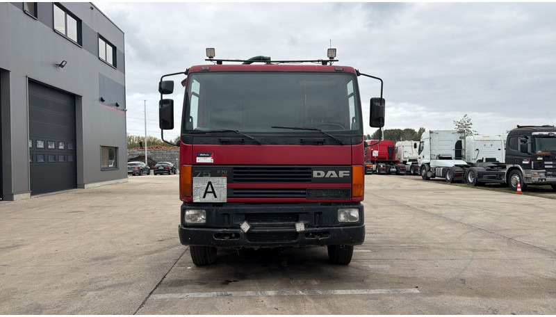 DAF 75 ATI 270 (10500 L / MANUAL PUMP / MANUAL GEARBOX / STEEL SUSP. / LAMES / POMPE MANUELLE) - Όχημα εκκένωσης βόθρων: φωτογραφία 3 DAF 75 ATI 270 (10500 L / MANUAL PUMP / MANUAL GEARBOX / STEEL SUSP. / LAMES / POMPE MANUELLE) - Όχημα εκκένωσης βόθρων: φωτογραφία 3