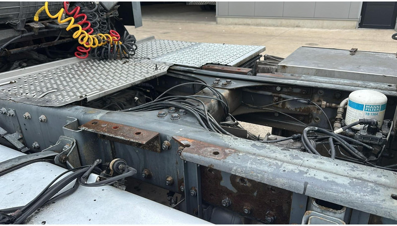 Τράκτορας DAF CF 85.410 (BOITE MANUELLE / MANUAL GEARBOX): φωτογραφία 12