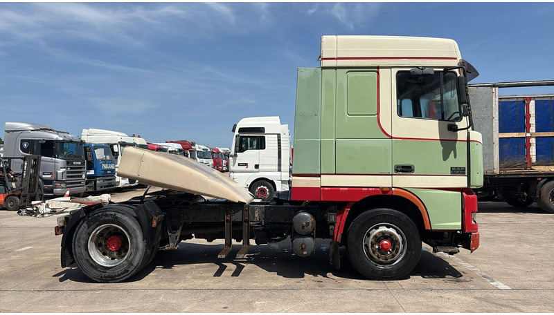 DAF XF 95.430 (EURO 3 / BOITE MANUELLE / MANUAL GEARBOX) - Τράκτορας: φωτογραφία 4 DAF XF 95.430 (EURO 3 / BOITE MANUELLE / MANUAL GEARBOX) - Τράκτορας: φωτογραφία 4