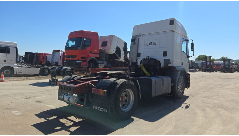 Iveco Eurotech 440 E 42 (MANUAL PUMP / ZF GEARBOX / GOOD CONDITION / POMPE MANUELLE) - Τράκτορας: φωτογραφία 4 Iveco Eurotech 440 E 42 (MANUAL PUMP / ZF GEARBOX / GOOD CONDITION / POMPE MANUELLE) - Τράκτορας: φωτογραφία 4
