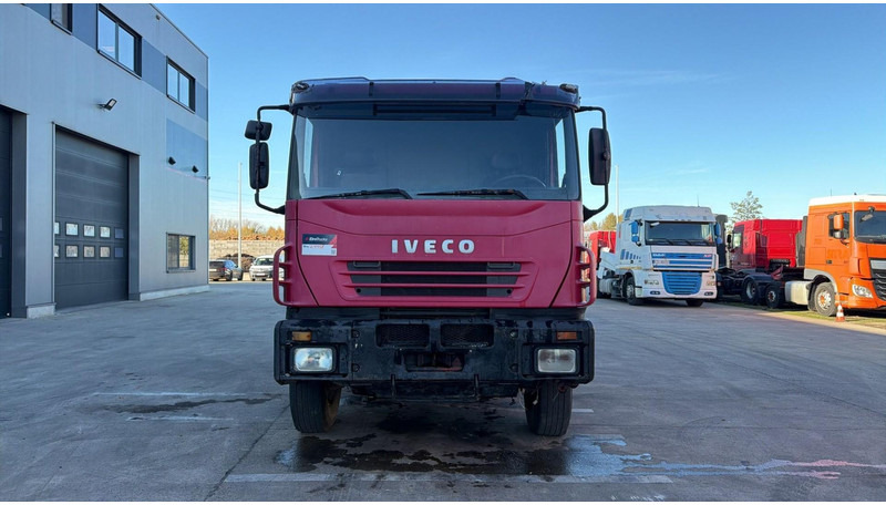 Iveco Eurotrakker 260 E 34 (POMPE MANUELLE / MANUAL PUMP / LAMES / GRAND PONT / BOITE MANUELLE) - Φορτηγό ανατρεπόμενο: φωτογραφία 5 Iveco Eurotrakker 260 E 34 (POMPE MANUELLE / MANUAL PUMP / LAMES / GRAND PONT / BOITE MANUELLE) - Φορτηγό ανατρεπόμενο: φωτογραφία 5