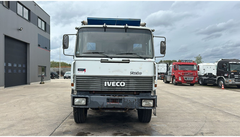Iveco MAGIRUS 260 - 34 (LAMES / GRAND PONT / STEEL SUSP. / BIG AXLE / MANUAL PUMP) - Φορτηγό ανατρεπόμενο: φωτογραφία 4 Iveco MAGIRUS 260 - 34 (LAMES / GRAND PONT / STEEL SUSP. / BIG AXLE / MANUAL PUMP) - Φορτηγό ανατρεπόμενο: φωτογραφία 4
