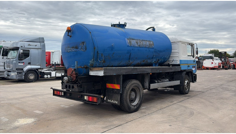MAN 18.232 (MANUAL PUMP / POMPE MANUELLE / 11.000L) - Όχημα εκκένωσης βόθρων: φωτογραφία 5 MAN 18.232 (MANUAL PUMP / POMPE MANUELLE / 11.000L) - Όχημα εκκένωσης βόθρων: φωτογραφία 5