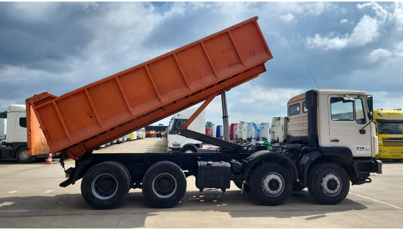 MAN 32.372 (BIG AXLE / STEEL SUSPENSION / MANUAL PUMP / 6 CYLINDER) - Φορτηγό ανατρεπόμενο: φωτογραφία 4 MAN 32.372 (BIG AXLE / STEEL SUSPENSION / MANUAL PUMP / 6 CYLINDER) - Φορτηγό ανατρεπόμενο: φωτογραφία 4
