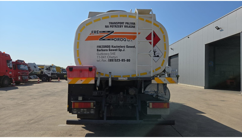 MAN TGA 18.460 (14.140L / MANUAL PUMP / MANUAL GEARBOX / TOP CONDITON / BOITE & POMPE MANUELLE) - Φορτηγό βυτιοφόρο: φωτογραφία 5 MAN TGA 18.460 (14.140L / MANUAL PUMP / MANUAL GEARBOX / TOP CONDITON / BOITE & POMPE MANUELLE) - Φορτηγό βυτιοφόρο: φωτογραφία 5