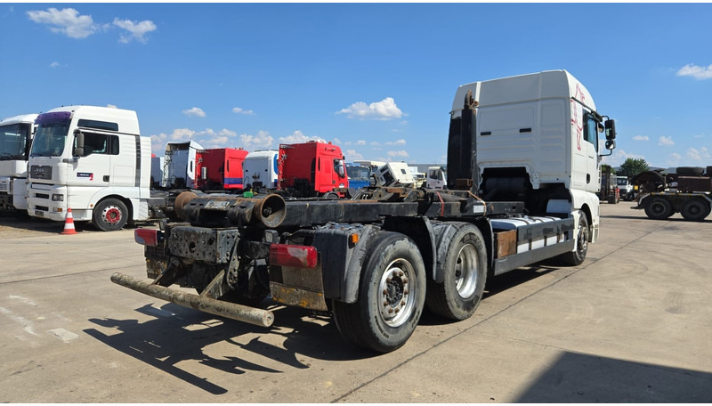 MAN TGA 26.440 (MANUAL GEARBOX / FRONT STEEL / 6X2 / BOITE MANUELLE / DEVANT LAMES) - Φορτηγό σασί: φωτογραφία 5 MAN TGA 26.440 (MANUAL GEARBOX / FRONT STEEL / 6X2 / BOITE MANUELLE / DEVANT LAMES) - Φορτηγό σασί: φωτογραφία 5