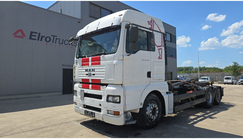 MAN TGA 26.440 (MANUAL GEARBOX / FRONT STEEL / 6X2 / BOITE MANUELLE / DEVANT LAMES) - Φορτηγό σασί: φωτογραφία 1 MAN TGA 26.440 (MANUAL GEARBOX / FRONT STEEL / 6X2 / BOITE MANUELLE / DEVANT LAMES) - Φορτηγό σασί: φωτογραφία 1