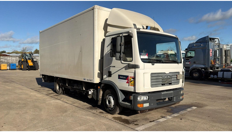 MAN TGL 8.180 (MANUAL GEARBOX / BOITE MANUELLE / CAMION BELGE / BELGIAN TRUCK) - Φορτηγό κόφα: φωτογραφία 2 MAN TGL 8.180 (MANUAL GEARBOX / BOITE MANUELLE / CAMION BELGE / BELGIAN TRUCK) - Φορτηγό κόφα: φωτογραφία 2