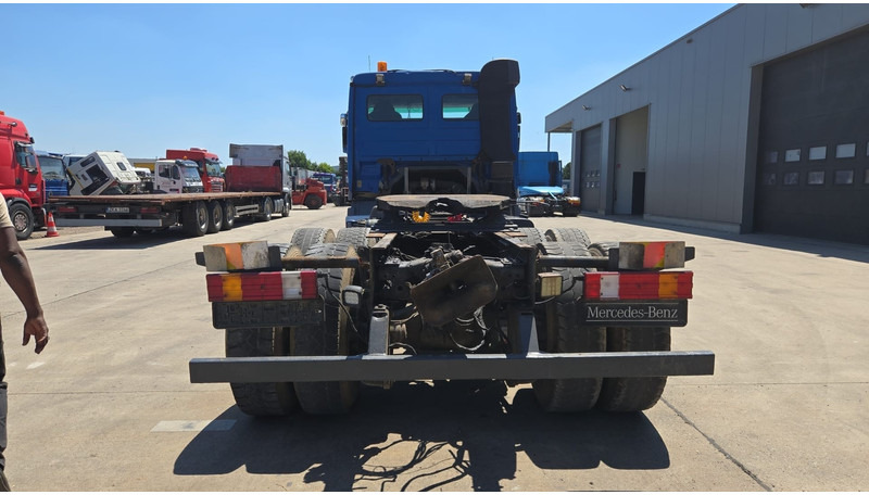 Mercedes-Benz Actros 2641 (LAMES / STEEL SUSP. / EPS / 3 PEDALES / GRAND PONT) - Τράκτορας: φωτογραφία 5 Mercedes-Benz Actros 2641 (LAMES / STEEL SUSP. / EPS / 3 PEDALES / GRAND PONT) - Τράκτορας: φωτογραφία 5