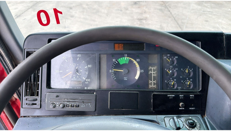 Φορτηγό ανατρεπόμενο Mercedes-Benz Actros 4143 (GRAND PONT / BOITE MANUELLE / LAMES / 8X4 / STEEL SUSP.): φωτογραφία 9