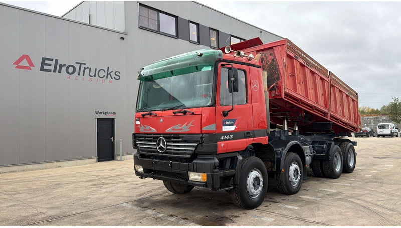Mercedes-Benz Actros 4143 (GRAND PONT / BOITE MANUELLE / LAMES / 8X4 / STEEL SUSP.) - Φορτηγό ανατρεπόμενο: φωτογραφία 1 Mercedes-Benz Actros 4143 (GRAND PONT / BOITE MANUELLE / LAMES / 8X4 / STEEL SUSP.) - Φορτηγό ανατρεπόμενο: φωτογραφία 1