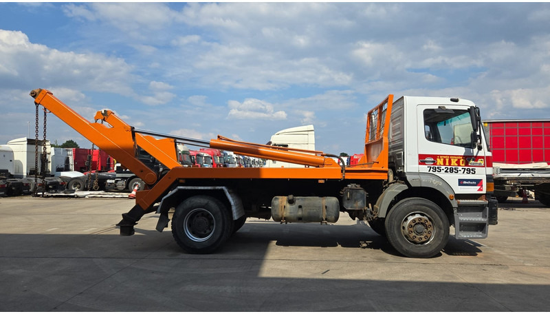 Mercedes-Benz Atego 1823 (BIG AXLE / STEEL SUSP. / LAMES / BOITE MANUELLE / MANUAL GETRIEBE) - Φορτηγό μεταφοράς εμπορευματοκιβωτίων/ Κινητό αμάξωμα: φωτογραφία 4 Mercedes-Benz Atego 1823 (BIG AXLE / STEEL SUSP. / LAMES / BOITE MANUELLE / MANUAL GETRIEBE) - Φορτηγό μεταφοράς εμπορευματοκιβωτίων/ Κινητό αμάξωμα: φωτογραφία 4