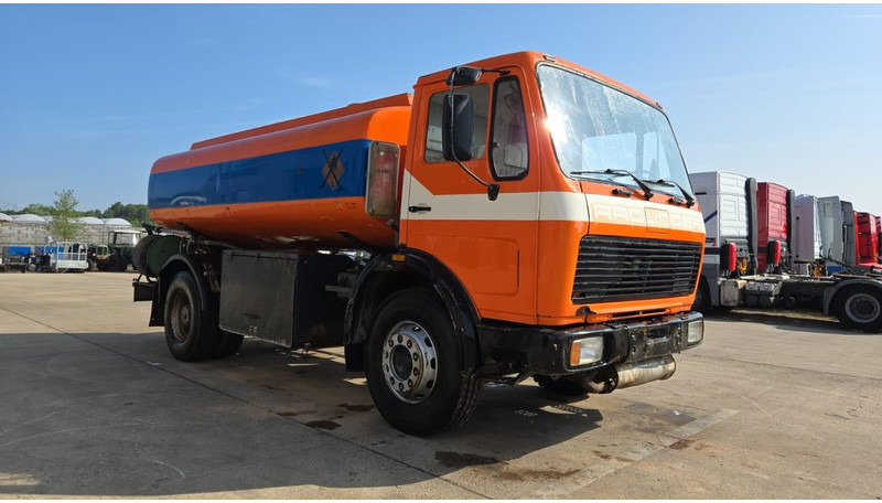 Mercedes-Benz SK 1619 (12.400L / GERMAN TRUCK / CAMION ALLEMAGNE / LAMES / GRAND PONT / V6) - Φορτηγό βυτιοφόρο: φωτογραφία 3 Mercedes-Benz SK 1619 (12.400L / GERMAN TRUCK / CAMION ALLEMAGNE / LAMES / GRAND PONT / V6) - Φορτηγό βυτιοφόρο: φωτογραφία 3