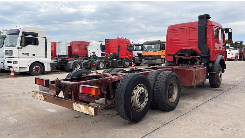 Mercedes-Benz SK 2233 (GRAND PONT / V8 AVEC 2X TURBO / BIG AXLE) - Φορτηγό σασί: φωτογραφία 4 Mercedes-Benz SK 2233 (GRAND PONT / V8 AVEC 2X TURBO / BIG AXLE) - Φορτηγό σασί: φωτογραφία 4