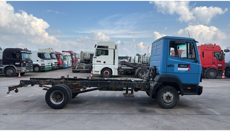 Mercedes-Benz SK 914 (EURO 2 / CHASSIS) - Φορτηγό σασί: φωτογραφία 4 Mercedes-Benz SK 914 (EURO 2 / CHASSIS) - Φορτηγό σασί: φωτογραφία 4