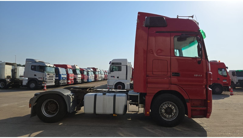 Mercedes-Benz actros 1844 (PARFAIT ETAT / PROPRE / AIRCO / MP2 / V6) - Τράκτορας: φωτογραφία 4 Mercedes-Benz actros 1844 (PARFAIT ETAT / PROPRE / AIRCO / MP2 / V6) - Τράκτορας: φωτογραφία 4