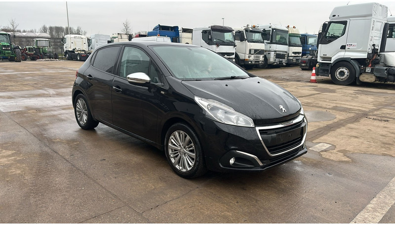 Peugeot 208 (BELGIAN CAR / AIRCO / 5 DOORS / PETROL) - Αυτοκίνητο: φωτογραφία 2 Peugeot 208 (BELGIAN CAR / AIRCO / 5 DOORS / PETROL) - Αυτοκίνητο: φωτογραφία 2