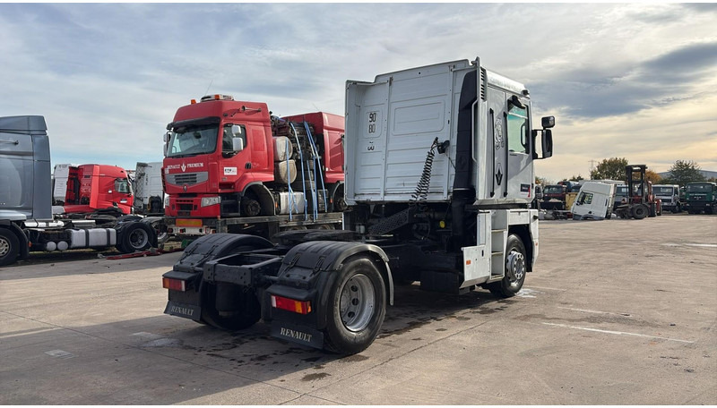 Renault AE 440 Magnum E-tech (BOITE MANUELLE / MANUAL GEARBOX) - Τράκτορας: φωτογραφία 4 Renault AE 440 Magnum E-tech (BOITE MANUELLE / MANUAL GEARBOX) - Τράκτορας: φωτογραφία 4