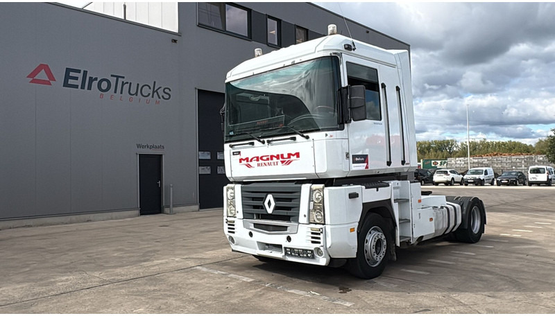 Renault AE 440 Magnum E-tech - Τράκτορας: φωτογραφία 1 Renault AE 440 Magnum E-tech - Τράκτορας: φωτογραφία 1