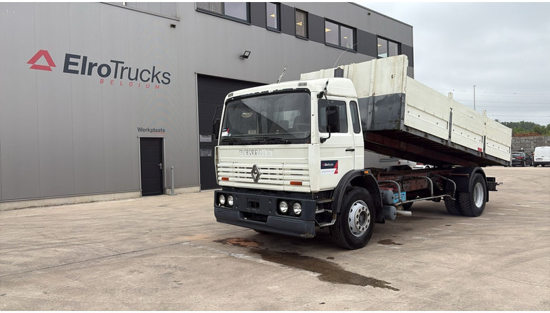 Renault G 230 Manager (POMPE MANUELLE / LAMES / STEEL SUSP. / MANUAL PUMP) - Φορτηγό ανατρεπόμενο: φωτογραφία 1 Renault G 230 Manager (POMPE MANUELLE / LAMES / STEEL SUSP. / MANUAL PUMP) - Φορτηγό ανατρεπόμενο: φωτογραφία 1