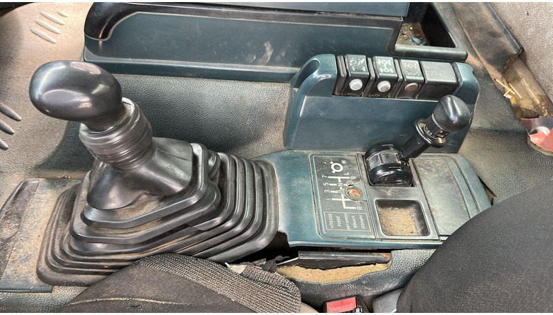 Leasing Renault Kerax 385 (POMPE MANUELLE / MANUAL PUMP / 6X4 / LAMES / GRAND PONT) Renault Kerax 385 (POMPE MANUELLE / MANUAL PUMP / 6X4 / LAMES / GRAND PONT): φωτογραφία 17