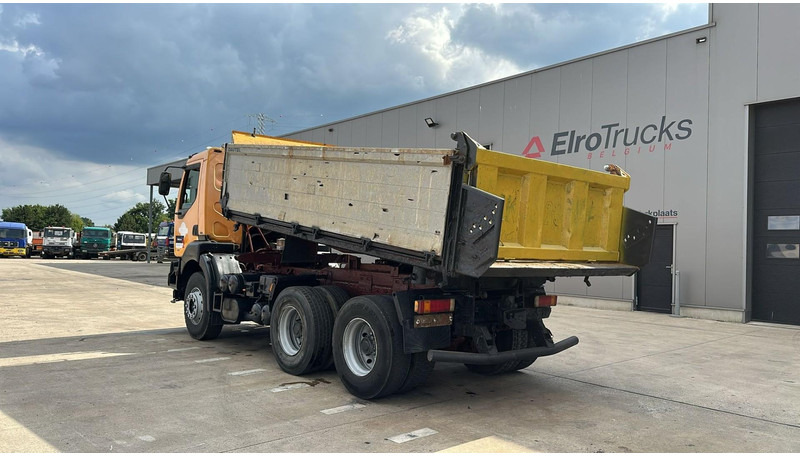 Leasing Renault Kerax 385 (POMPE MANUELLE / MANUAL PUMP / 6X4 / LAMES / GRAND PONT) Renault Kerax 385 (POMPE MANUELLE / MANUAL PUMP / 6X4 / LAMES / GRAND PONT): φωτογραφία 6