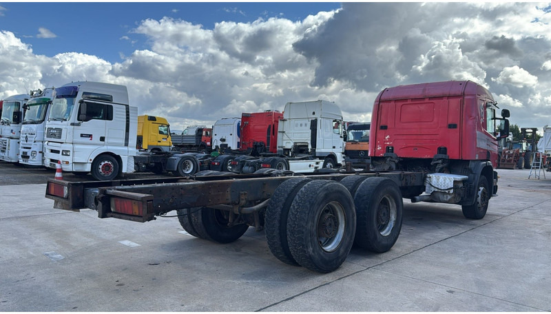 Scania 114 - 380 (6X4 / GRAND PONT / LAMES / BIG AXLE / STEEL SUSP. / BOITE MANUELLE / MANUAL GEARBOX) - Φορτηγό σασί: φωτογραφία 4 Scania 114 - 380 (6X4 / GRAND PONT / LAMES / BIG AXLE / STEEL SUSP. / BOITE MANUELLE / MANUAL GEARBOX) - Φορτηγό σασί: φωτογραφία 4