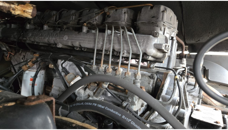 Τράκτορας Scania 124 - 360 (POMPE MANUELLE / MANUAL PUMP / BOITE MANUELLE / MANUAL GEARBOX / AIRCO): φωτογραφία 13