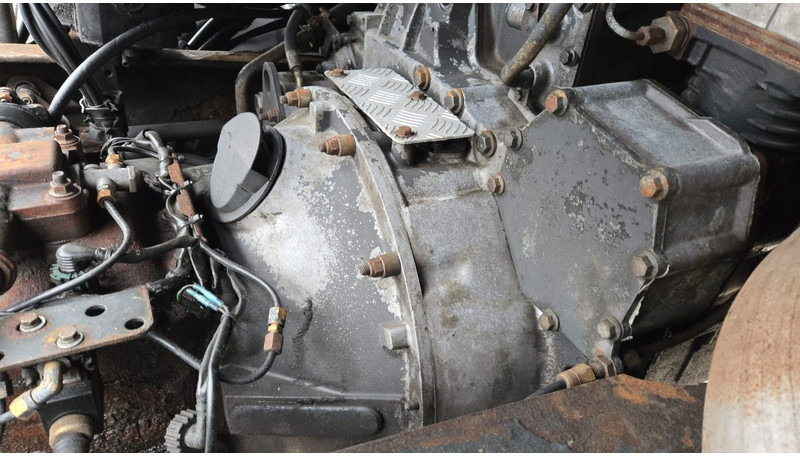 Τράκτορας Scania 124 - 360 (POMPE MANUELLE / MANUAL PUMP / BOITE MANUELLE / MANUAL GEARBOX / AIRCO): φωτογραφία 17