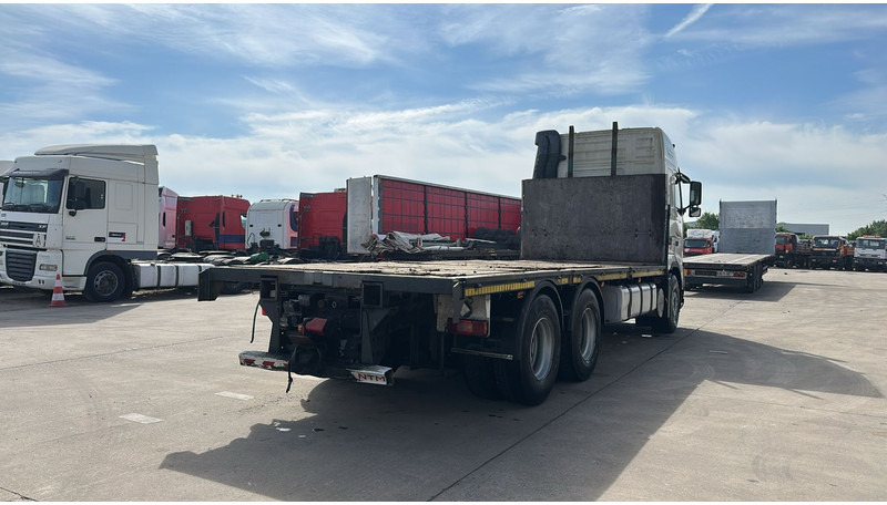 Volvo FH 12 - 460 (BOITE MANUELLE / MANUAL GEARBOX / 10 TYRES / 6X2 / AC / AIRCO) - Φορτηγό με ανοιχτή καρότσα: φωτογραφία 5 Volvo FH 12 - 460 (BOITE MANUELLE / MANUAL GEARBOX / 10 TYRES / 6X2 / AC / AIRCO) - Φορτηγό με ανοιχτή καρότσα: φωτογραφία 5
