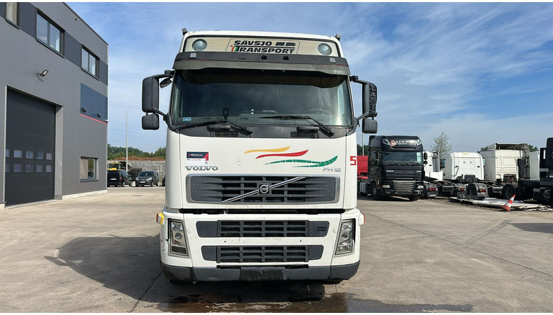 Volvo FH 12 - 460 (BOITE MANUELLE / MANUAL GEARBOX / 10 TYRES / 6X2 / AC / AIRCO) - Φορτηγό με ανοιχτή καρότσα: φωτογραφία 2 Volvo FH 12 - 460 (BOITE MANUELLE / MANUAL GEARBOX / 10 TYRES / 6X2 / AC / AIRCO) - Φορτηγό με ανοιχτή καρότσα: φωτογραφία 2