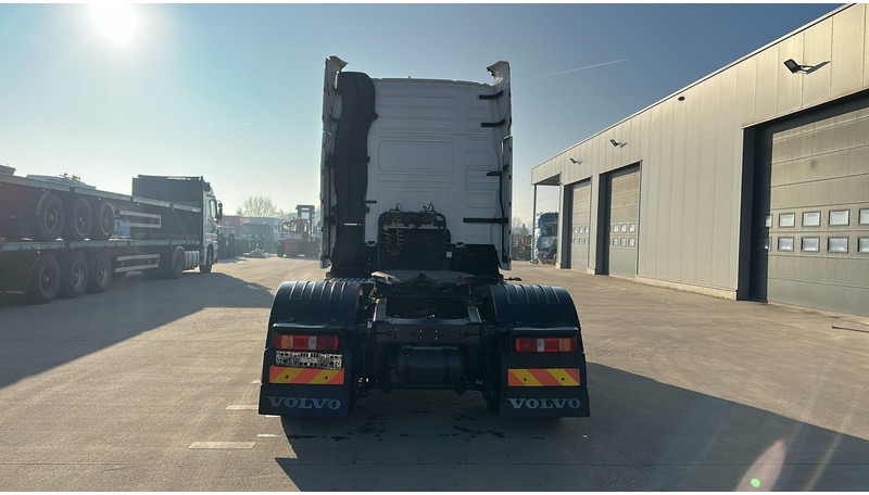 Volvo FH 460 (MANUAL GEARBOX / VERY CLEAN !!! / GOOD TYRES / TOP CONDITION) - Τράκτορας: φωτογραφία 5 Volvo FH 460 (MANUAL GEARBOX / VERY CLEAN !!! / GOOD TYRES / TOP CONDITION) - Τράκτορας: φωτογραφία 5