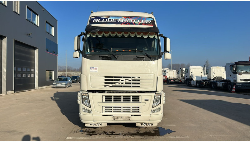 Volvo FH 460 (MANUAL GEARBOX / VERY CLEAN !!! / GOOD TYRES / TOP CONDITION) - Τράκτορας: φωτογραφία 2 Volvo FH 460 (MANUAL GEARBOX / VERY CLEAN !!! / GOOD TYRES / TOP CONDITION) - Τράκτορας: φωτογραφία 2