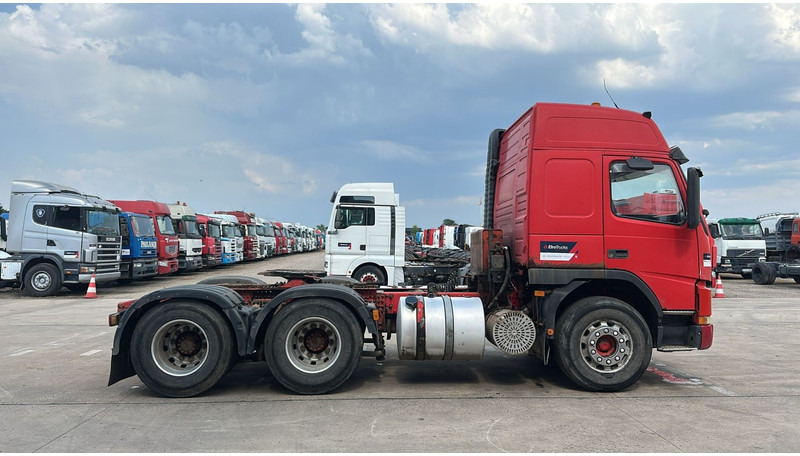 Volvo FM 12 - 420 (6X4 / TRACTEUR ORIGINAL / BOITE MANUELLE / MANUAL GEARBOX / PROPRE) - Τράκτορας: φωτογραφία 4 Volvo FM 12 - 420 (6X4 / TRACTEUR ORIGINAL / BOITE MANUELLE / MANUAL GEARBOX / PROPRE) - Τράκτορας: φωτογραφία 4