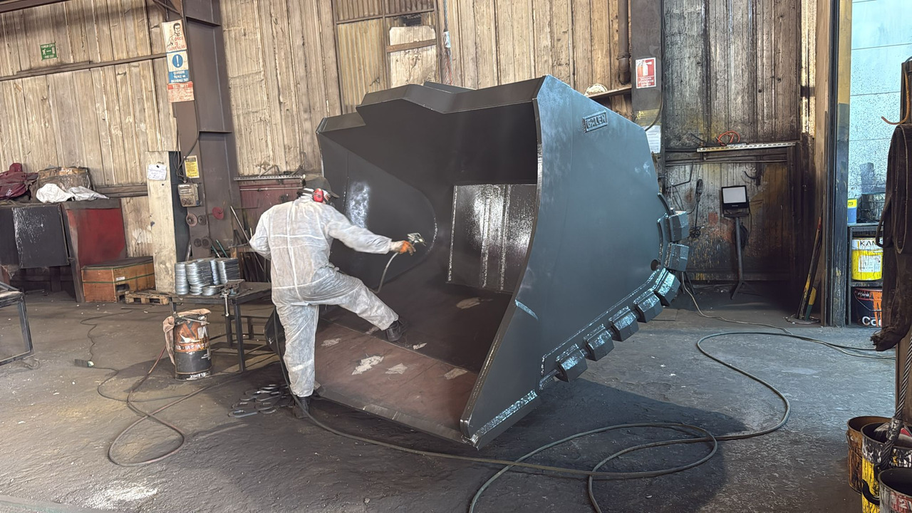 Epiroc ST1030 - Κουβάς για φορτωτή για Ελαστιχοφόρος φορτωτής: φωτογραφία 1 Epiroc ST1030 - Κουβάς για φορτωτή για Ελαστιχοφόρος φορτωτής: φωτογραφία 1