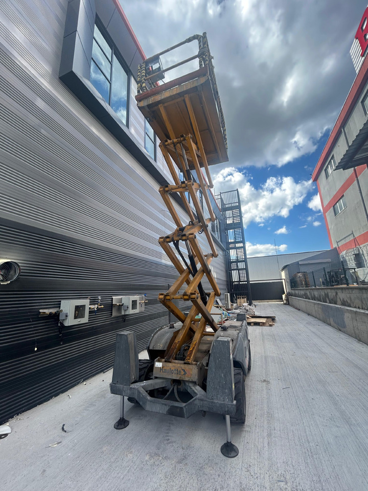 HAULOTTE Compact 12 - Ψαλιδωτό ανυψωτικό: φωτογραφία 4 HAULOTTE Compact 12 - Ψαλιδωτό ανυψωτικό: φωτογραφία 4