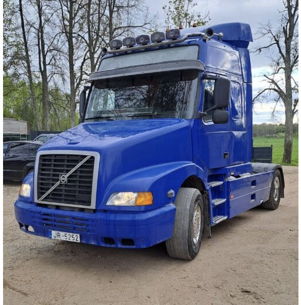 Volvo NH12 - Τράκτορας: φωτογραφία 1 Volvo NH12 - Τράκτορας: φωτογραφία 1