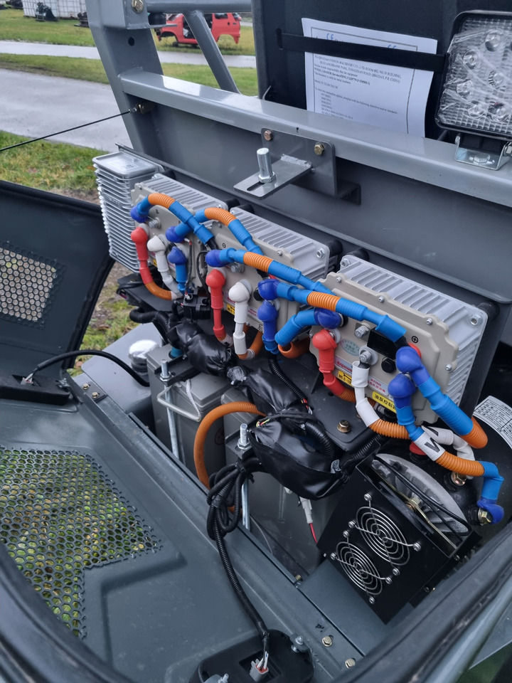 Ελαστιχοφόρος φορτωτής WCM L2110e E-Power: φωτογραφία 10