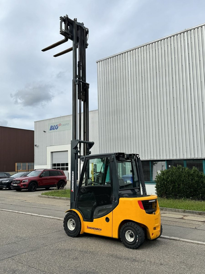 Jungheinrich DFG 430s 600DZ 3t Triplex 6m Zinkenverst. Seiten - Πετρελαιοκίνητο περονοφόρο: φωτογραφία 3 Jungheinrich DFG 430s 600DZ 3t Triplex 6m Zinkenverst. Seiten - Πετρελαιοκίνητο περονοφόρο: φωτογραφία 3