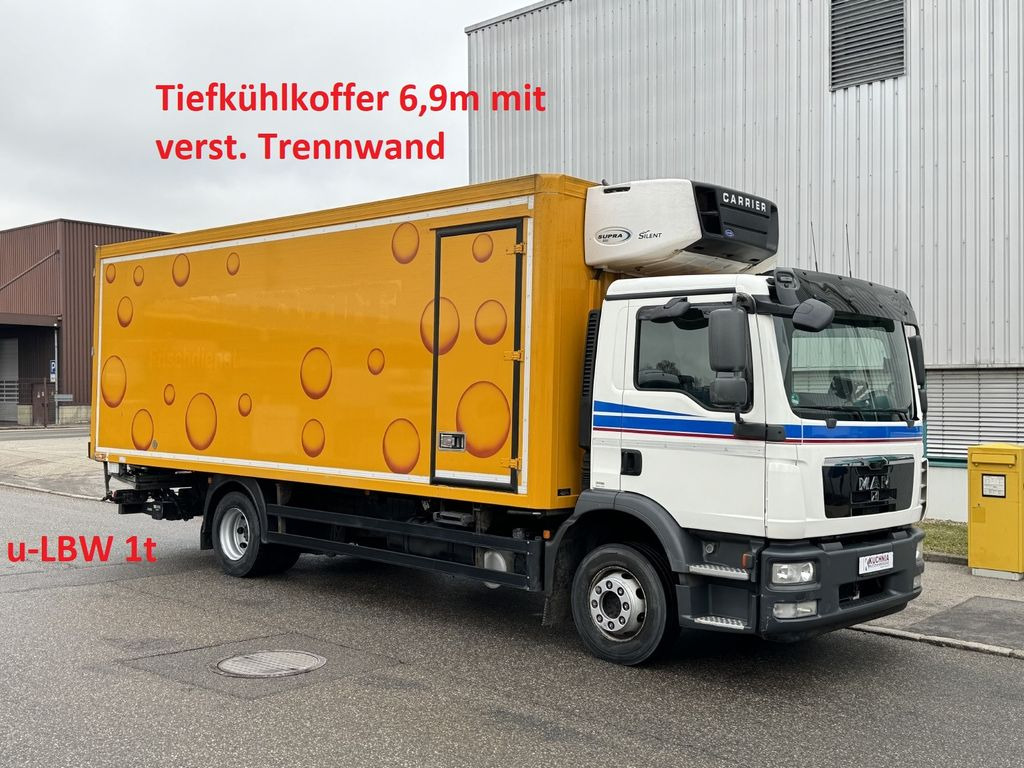 MAN TGM 12.250 Tiefkühlkoffer 6,9m SUPRA 850 LBW E5 MAN TGM 12.250 Tiefkühlkoffer 6,9m SUPRA 850 LBW E5 - Φορτηγό ψυγείο: φωτογραφία 1 MAN TGM 12.250 Tiefkühlkoffer 6,9m SUPRA 850 LBW E5 MAN TGM 12.250 Tiefkühlkoffer 6,9m SUPRA 850 LBW E5 - Φορτηγό ψυγείο: φωτογραφία 1