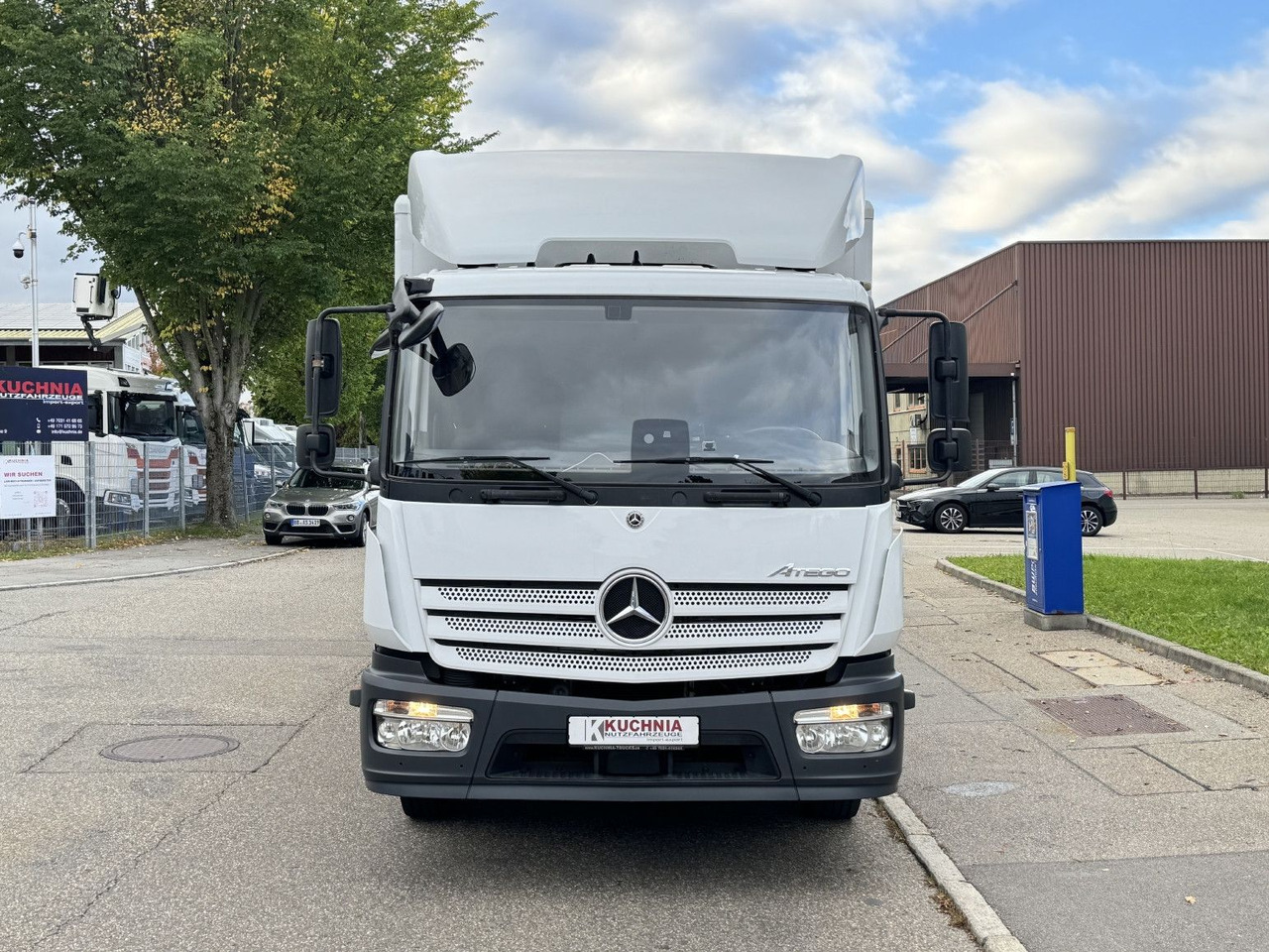 Mercedes-Benz Atego 1227L Koffer 8m LBW Klima Diff. Sperre - Φορτηγό κόφα: φωτογραφία 2 Mercedes-Benz Atego 1227L Koffer 8m LBW Klima Diff. Sperre - Φορτηγό κόφα: φωτογραφία 2