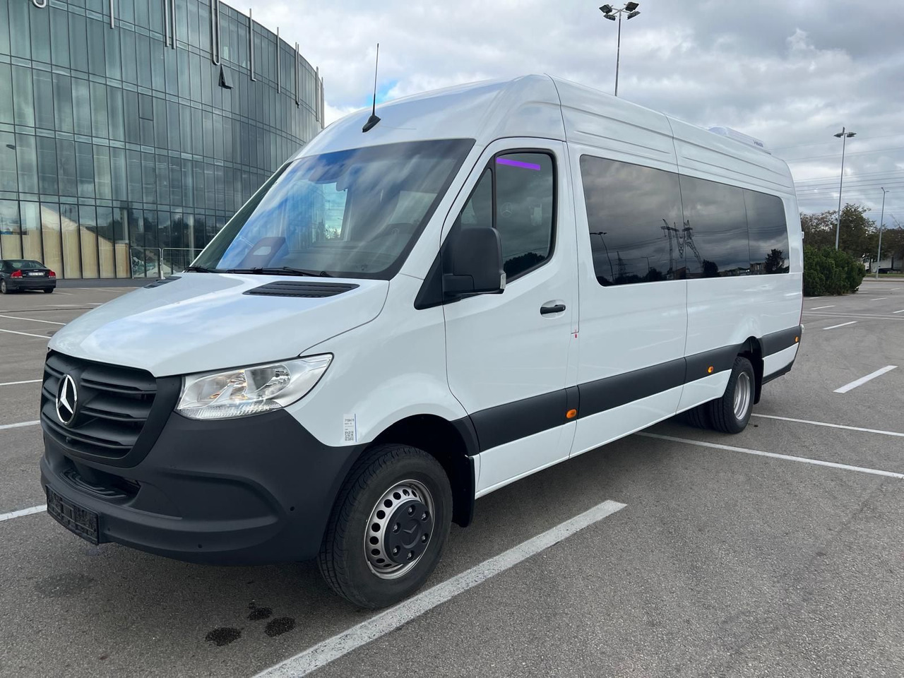 Mercedes-Benz Sprinter 517 Komfort XL, 21 SS - Μικρό λεωφορείο, Επιβατικό βαν: φωτογραφία 2 Mercedes-Benz Sprinter 517 Komfort XL, 21 SS - Μικρό λεωφορείο, Επιβατικό βαν: φωτογραφία 2