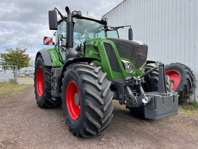 Fendt 826 Vario S4 ProfiPlus - Τρακτέρ: φωτογραφία 1 Fendt 826 Vario S4 ProfiPlus - Τρακτέρ: φωτογραφία 1